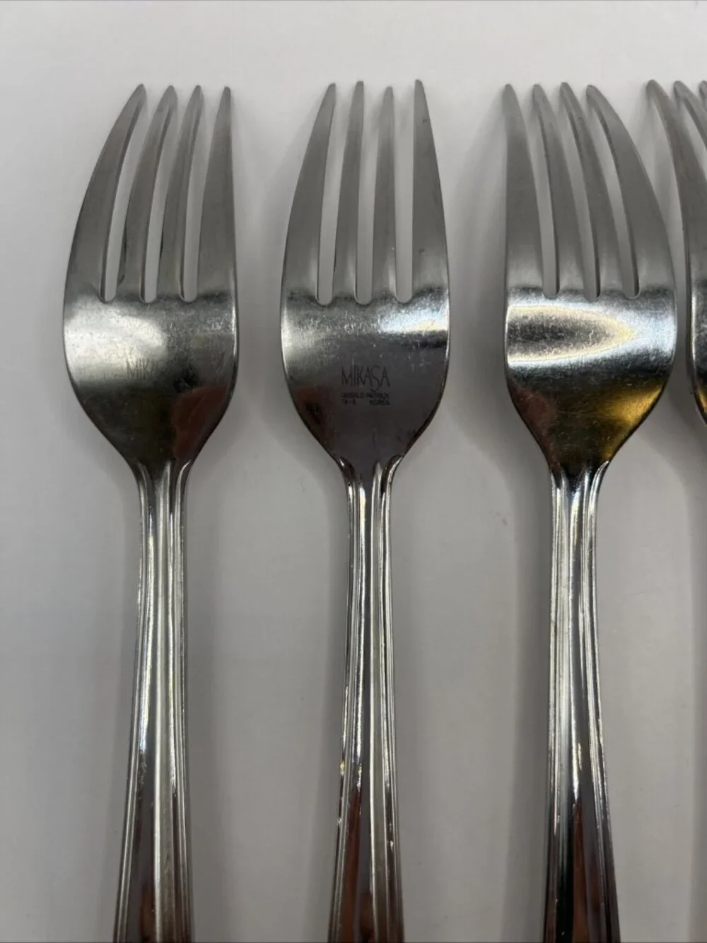 Mikasa CLASSICO SATIN Dinner Forks (Set of 8) Gerald Patrick 18/8 Korea 8 1/8